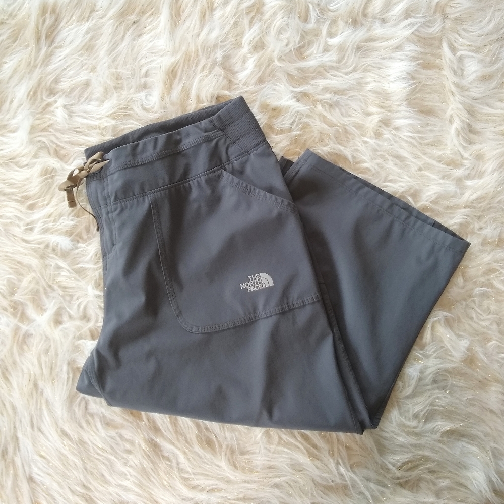 The North Face Apex Grey Capri Pant - XL